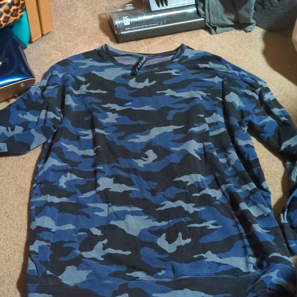 Athleta long sleeve